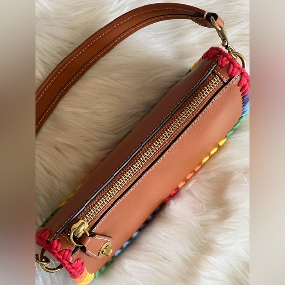 CJ785 - Coach Swinger 20 with Rainbow Crochet - Picture 8 of 12